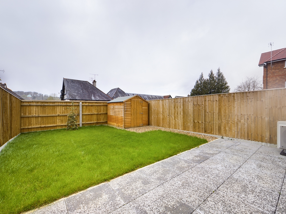 3 bed town house for sale in Templeside Gardens, High Wycombe  - Property Image 2
