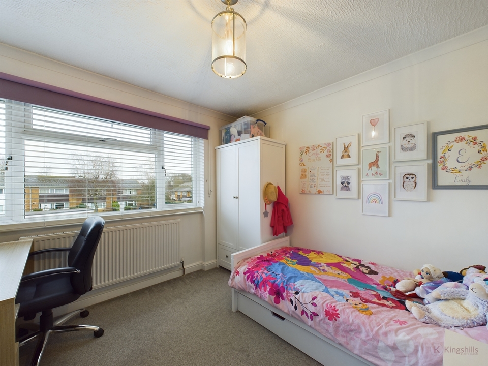 3 bed end of terrace house for sale in Hawthorn Crescent, High Wycombe  - Property Image 8