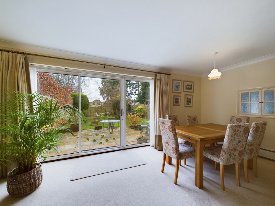 4 bed detached house for sale in Penn, High Wycombe  - Property Image 5