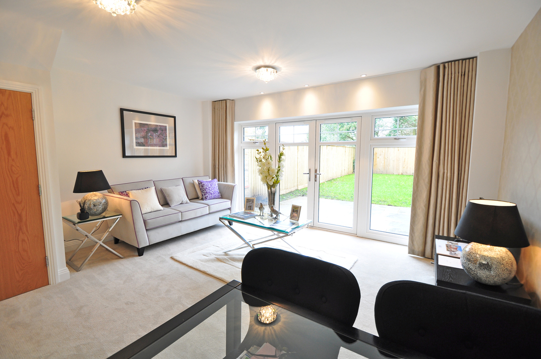 3 bed semi-detached house for sale in Payton Gardens, Maidenhead  - Property Image 5
