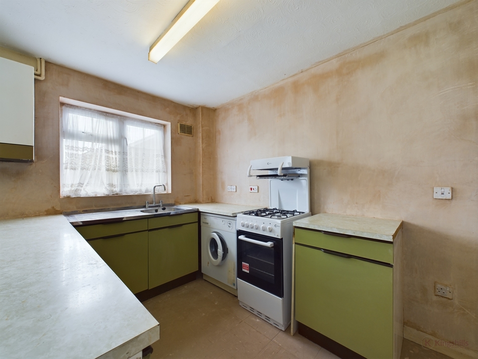 1 bed terraced house for sale in Oldhouse Close, High Wycombe  - Property Image 5