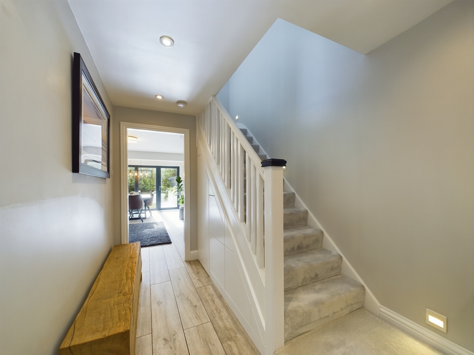 2 bed terraced house for sale in Western Drive, High Wycombe  - Property Image 11