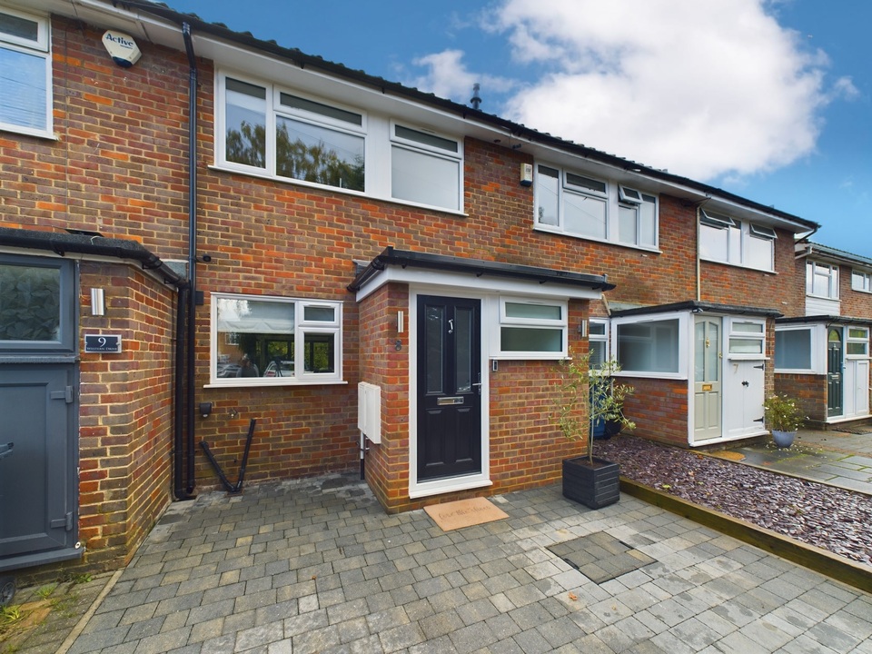 2 bed terraced house for sale in Western Drive, High Wycombe - Property Image 1