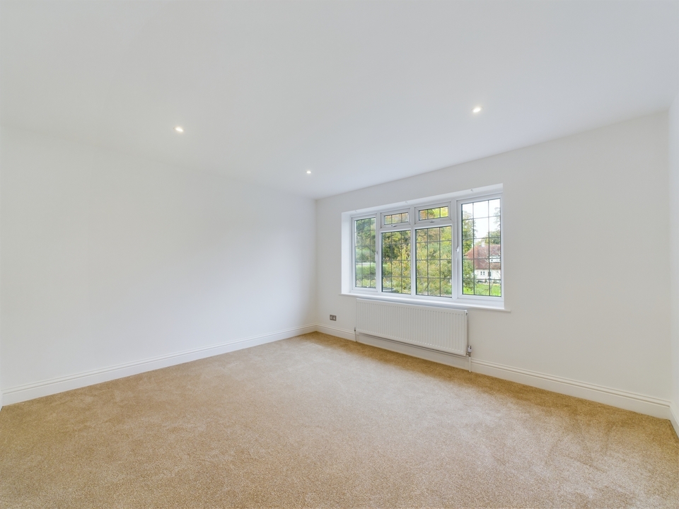 4 bed detached house to rent in Bellwood Rise, High Wycombe  - Property Image 14