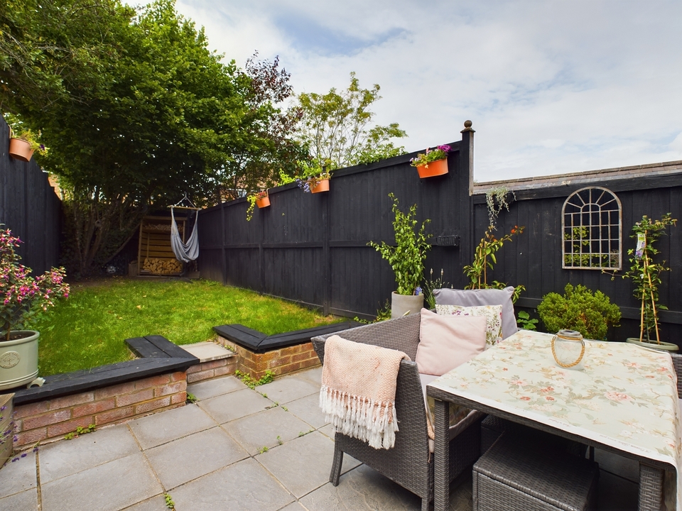 2 bed semi-detached house for sale in High Street, Great Missenden  - Property Image 2