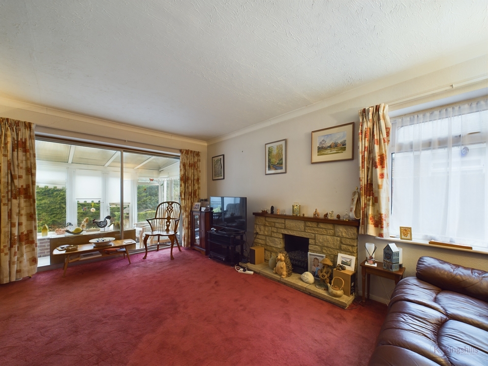 3 bed detached bungalow for sale in Flackwell Heath, High Wycombe  - Property Image 5