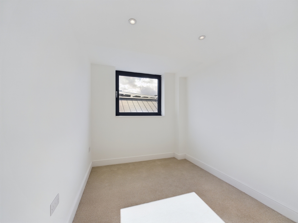 2 bed apartment for sale in Leigh Street, High Wycombe  - Property Image 7