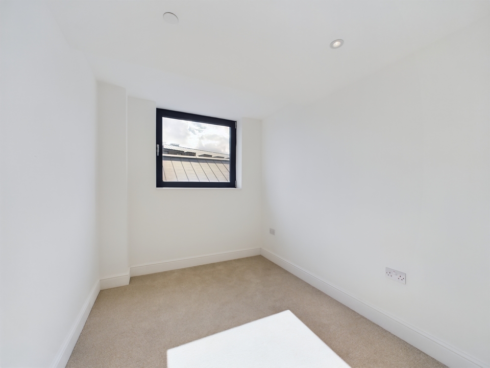 2 bed apartment for sale in Leigh Street, High Wycombe  - Property Image 8