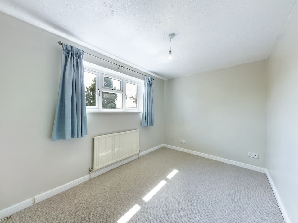 2 bed terraced house to rent in Elmhurst Close, High Wycombe  - Property Image 4
