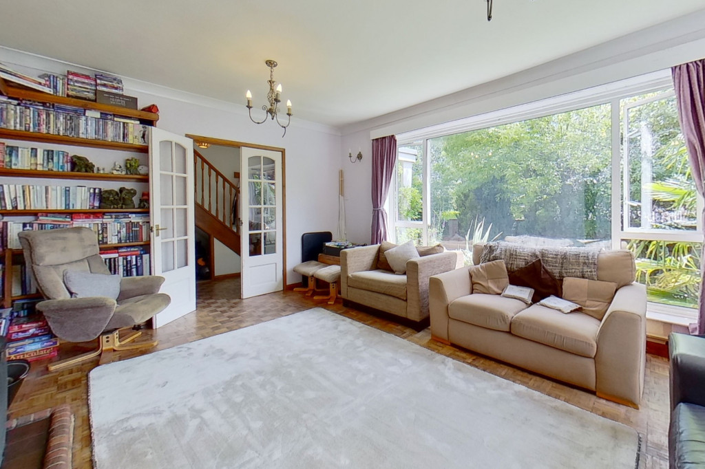 5 bed detached house for sale in Canterbury Road, Ashford 2