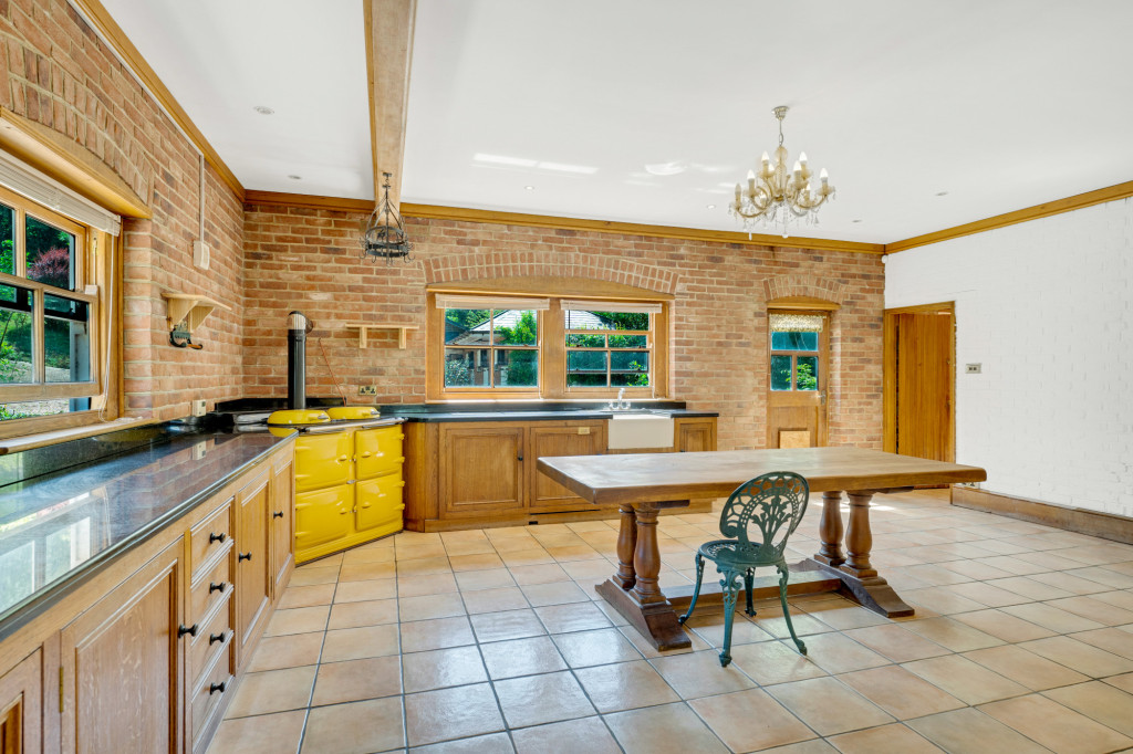 3 bed detached house for sale in Lynsore Bottom, Canterbury 3