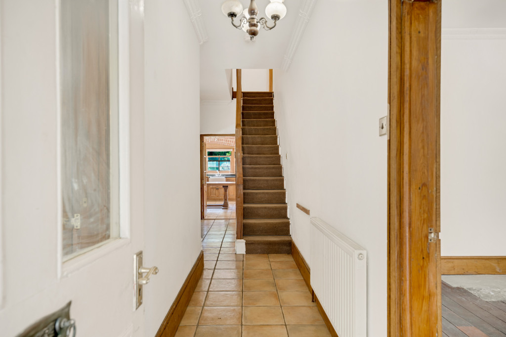3 bed detached house for sale in Lynsore Bottom, Canterbury  - Property Image 5