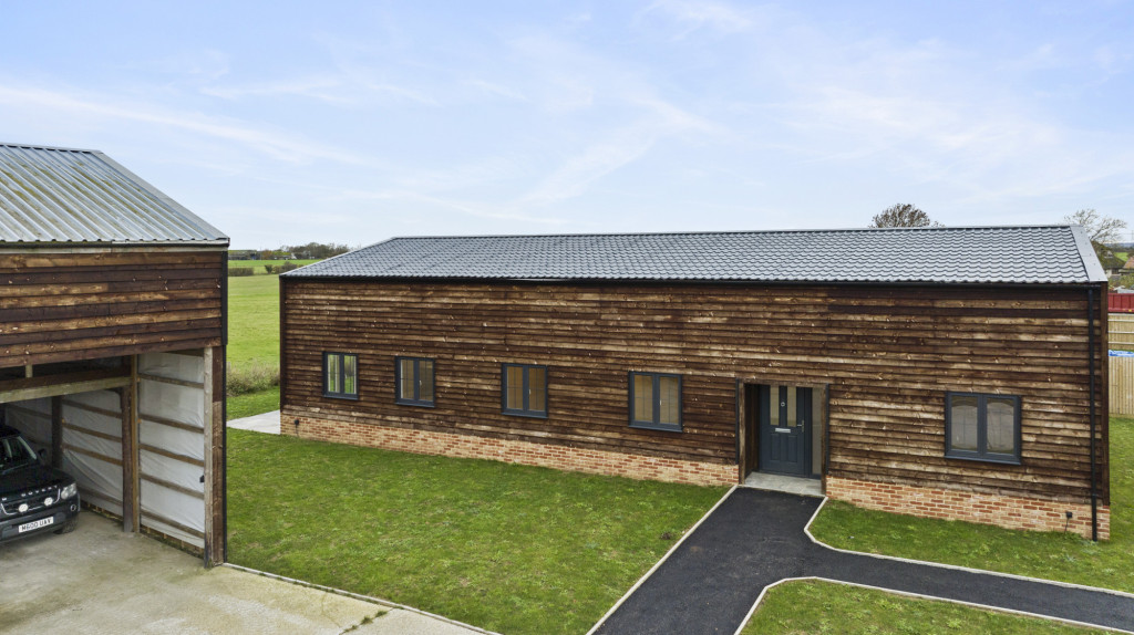 4 bed barn conversion for sale in School Lane, New Romney 10