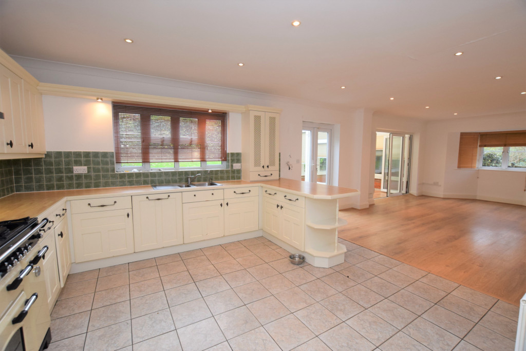 4 bed detached house for sale in Millstream Green, Ashford  - Property Image 2