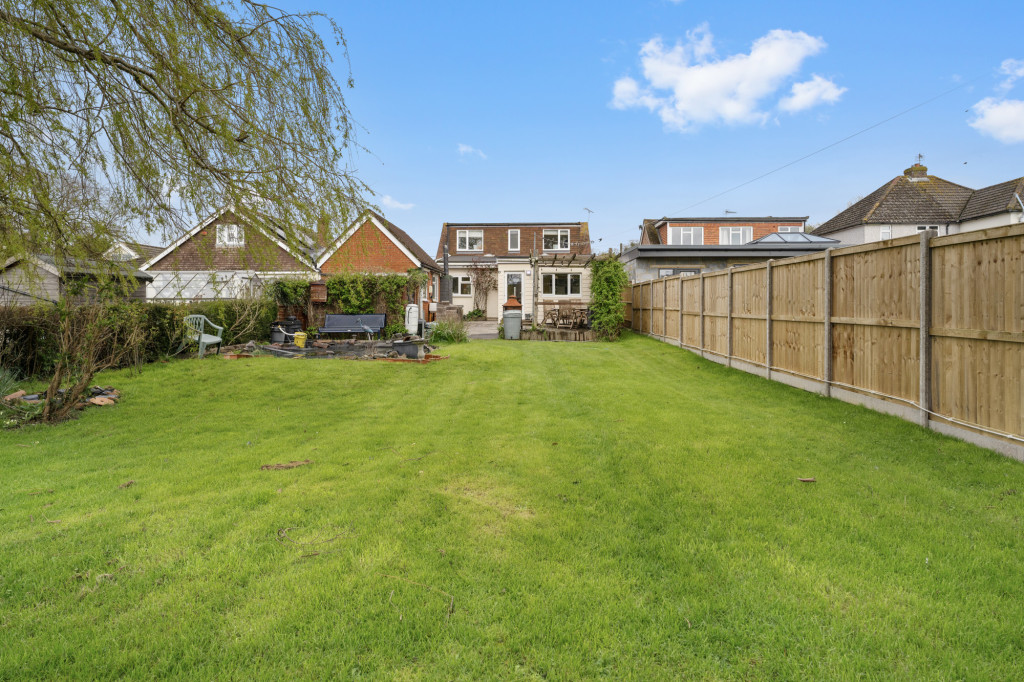 4 bed detached house for sale in Pound Lane, Ashford 0