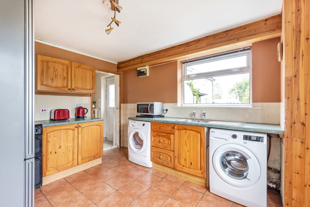 3 bed semi-detached house for sale in Hayden Green, Westerly Outskirts Of Cheltenham  - Property Image 5