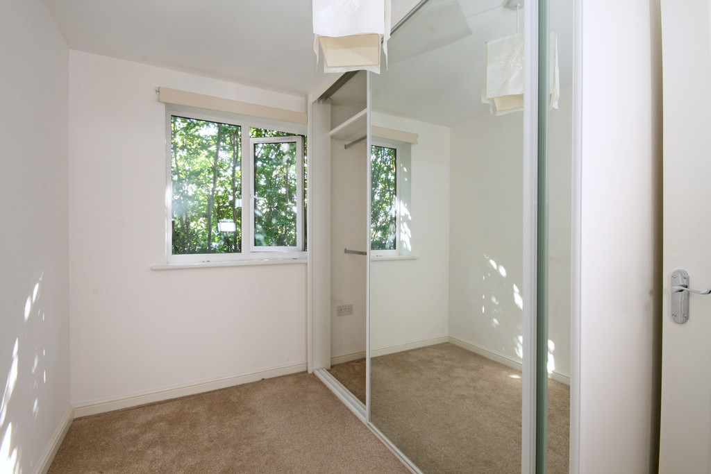 2 bed flat to rent in Bloomfield Terrace, Gloucester  - Property Image 6