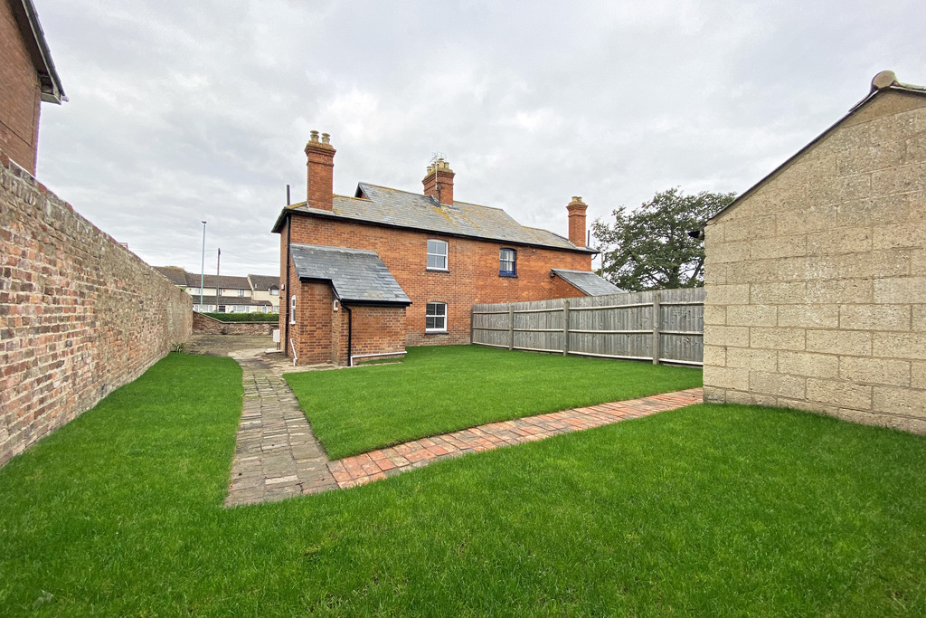 3 bed semi-detached house to rent in Tewkesbury Road, Longford  - Property Image 12