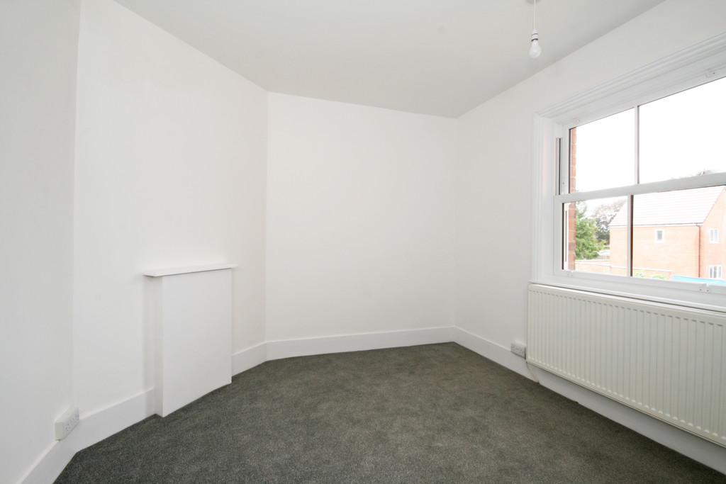 3 bed semi-detached house to rent in Tewkesbury Road, Longford  - Property Image 8