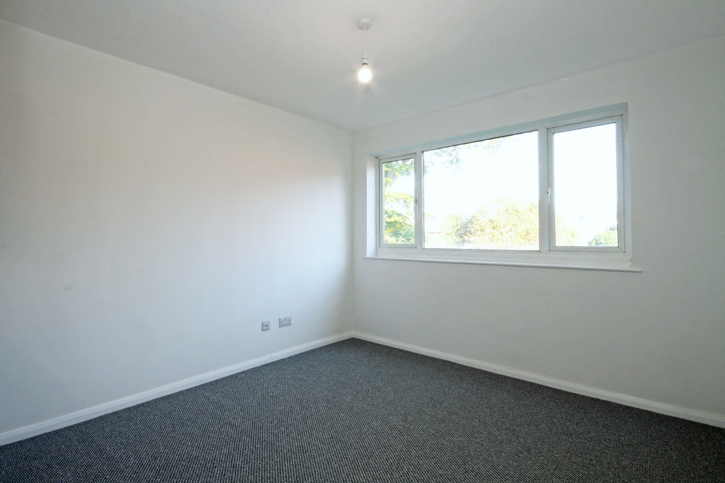 1 bed flat to rent in Denmark Road, Gloucester  - Property Image 3