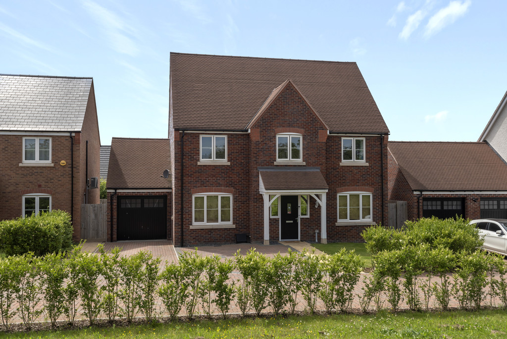 4 bed detached house for sale in Pine Marten Close, Hardwicke 0