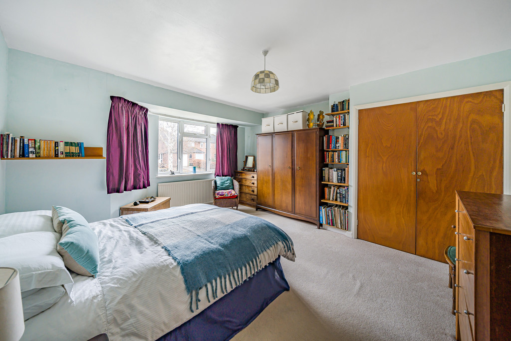 3 bed semi-detached house for sale in Copt Elm Close, Charlton Kings  - Property Image 8