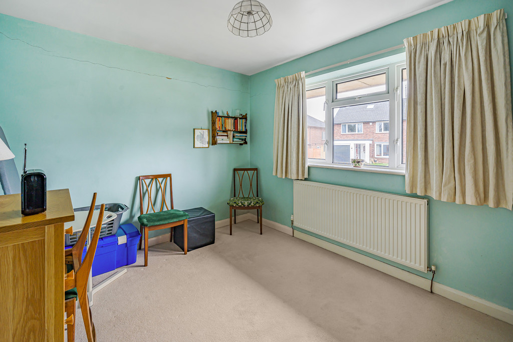 3 bed semi-detached house for sale in Copt Elm Close, Charlton Kings  - Property Image 10