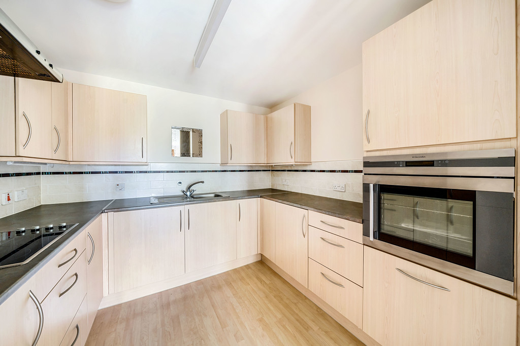 2 bed apartment for sale in Trafalgar Road, Tewkesbury  - Property Image 5