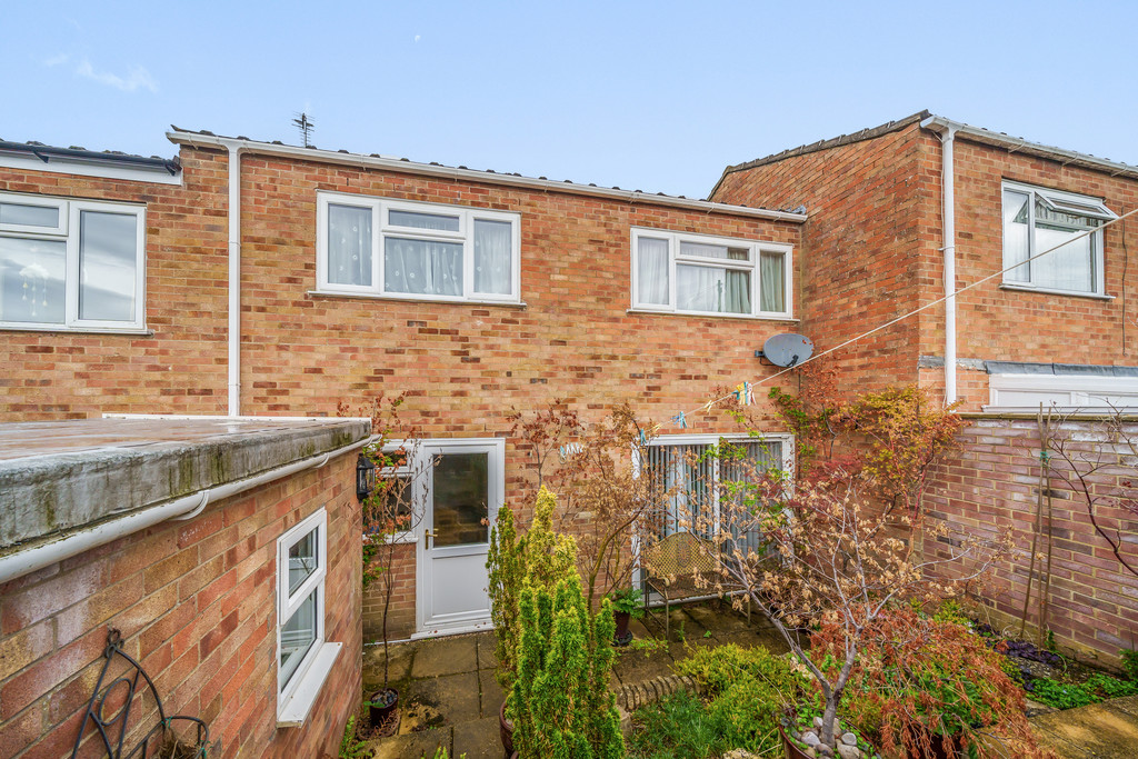 2 bed terraced house for sale in Perry Hill, Tewkesbury  - Property Image 9