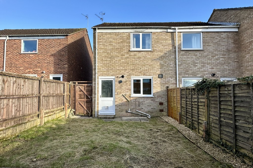 2 bed end of terrace house for sale in Fieldcourt Gardens, Quedgeley  - Property Image 7