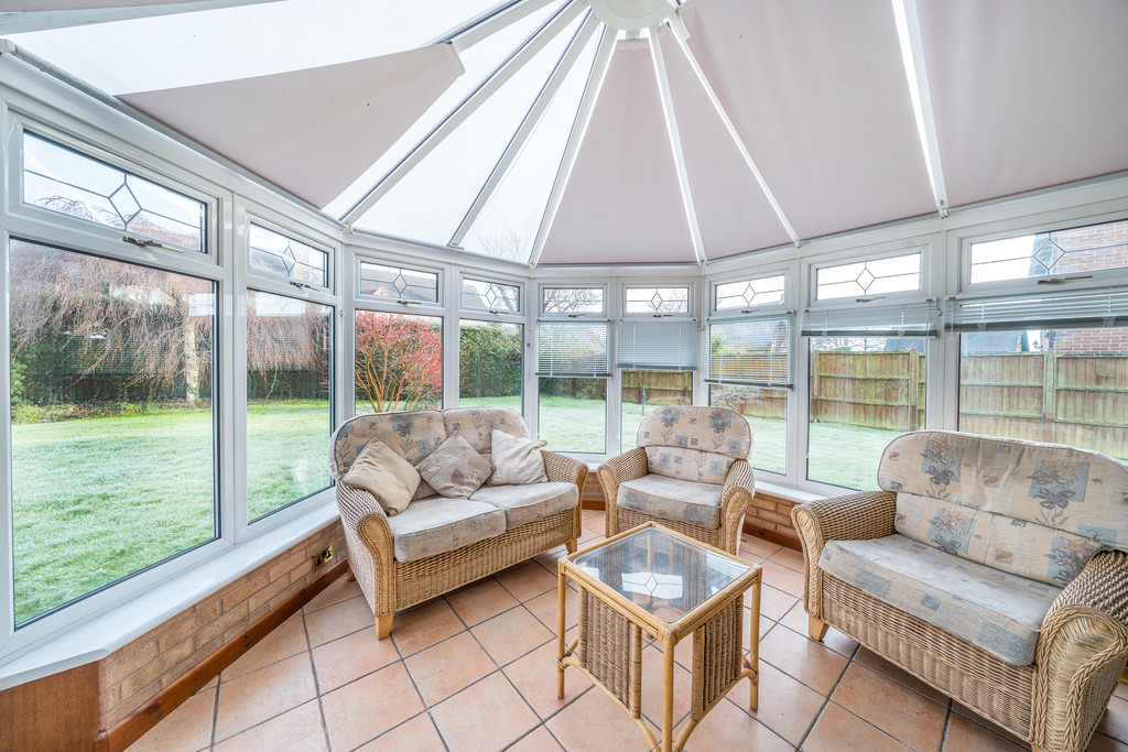 3 bed detached house for sale in Lassington Lane, Highnam  - Property Image 5