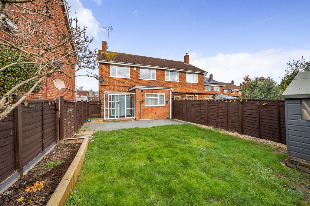 3 bed semi-detached house for sale in Brionne Way, Longlevens  - Property Image 13
