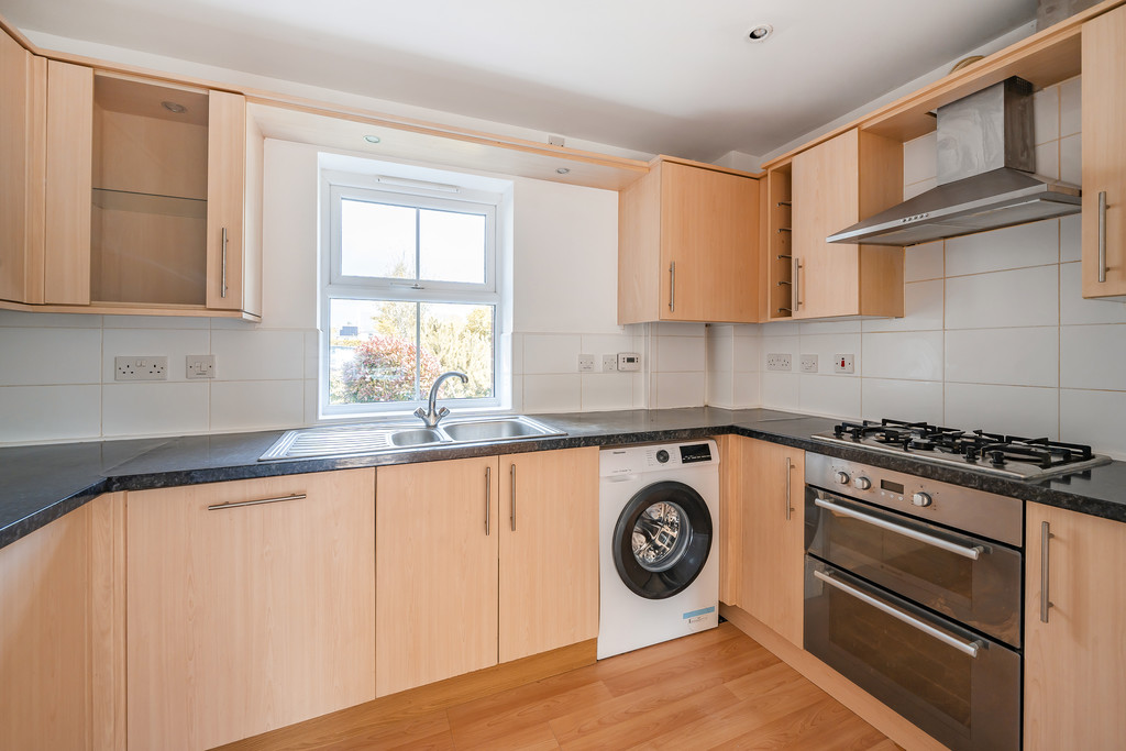 2 bed apartment for sale in Appleyard Close, Uckington  - Property Image 4