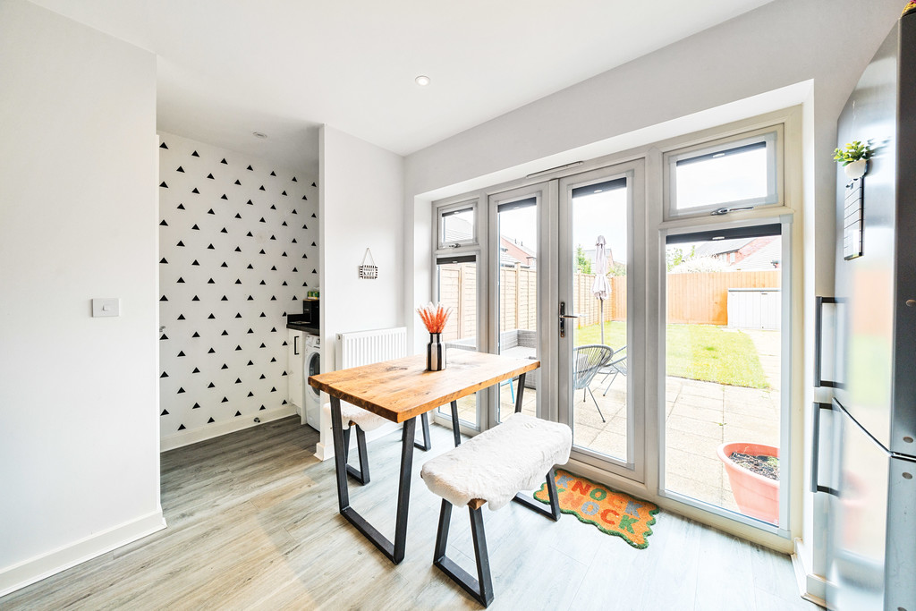 2 bed semi-detached house for sale in Cinnamon Close, Walton Cardiff  - Property Image 5