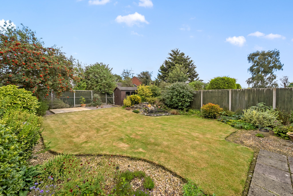 3 bed detached bungalow for sale in Thistle Downs, Northway  - Property Image 10