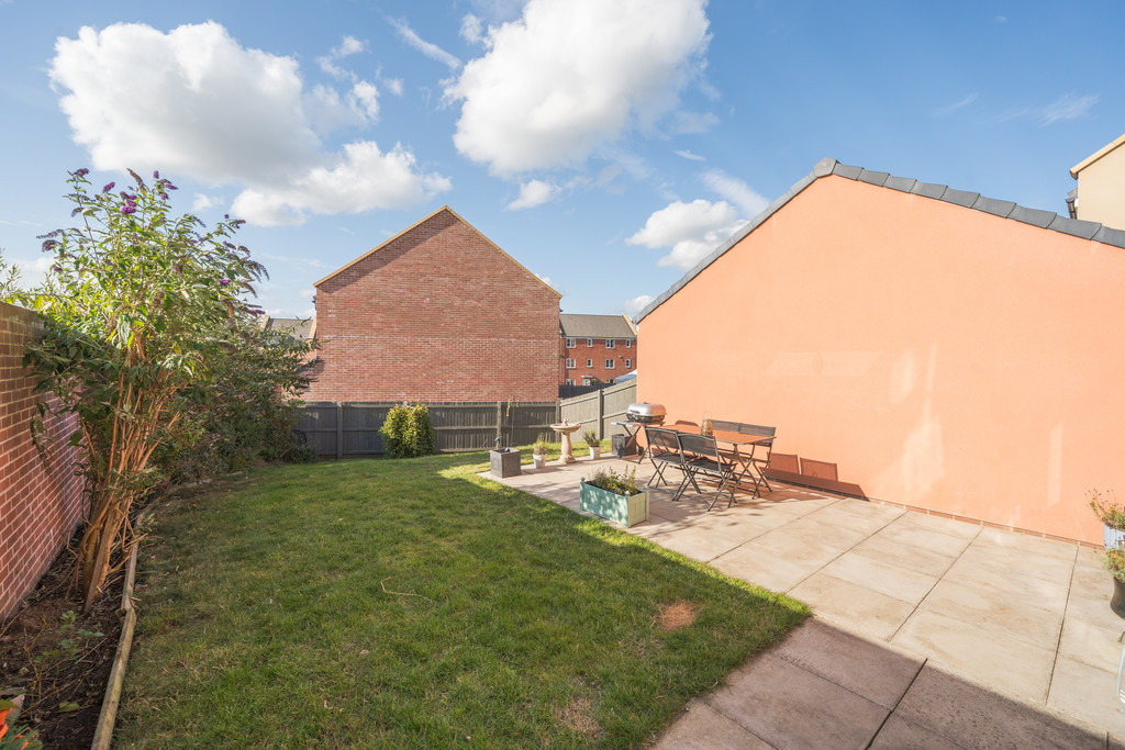 4 bed detached house for sale in Awre Walk, Oakley Grange  - Property Image 17