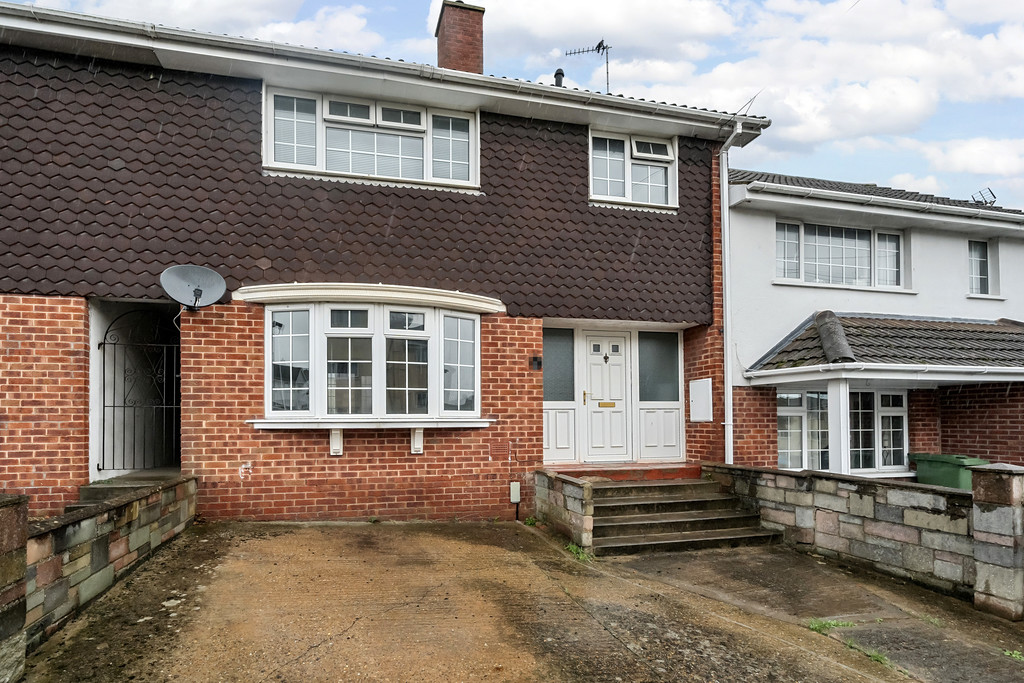 3 bed terraced house for sale in Warwick Place  - Property Image 1