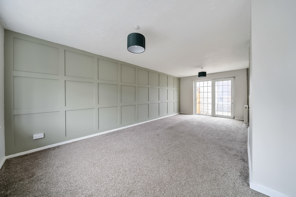 3 bed terraced house for sale in Warwick Place  - Property Image 3