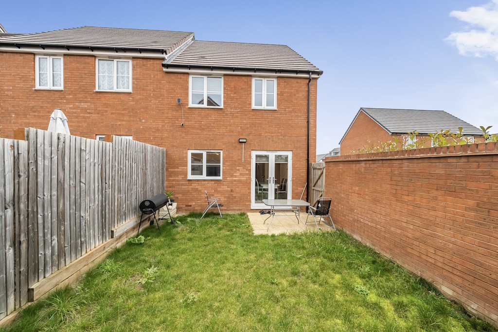 3 bed semi-detached house for sale in Court Farm Close, Pamington  - Property Image 13