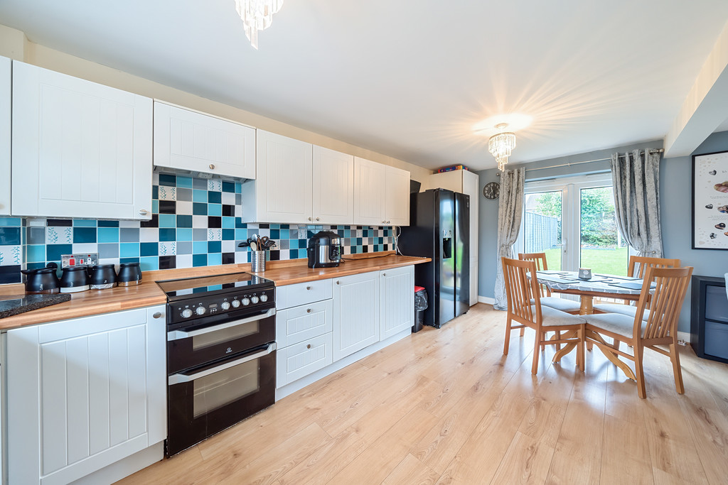 2 bed semi-detached house for sale in York Road, Tewkesbury  - Property Image 3