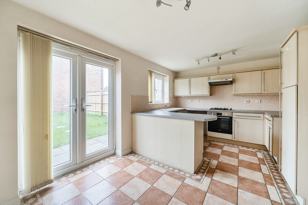 3 bed end of terrace house for sale in Arlington Road, Tewkesbury  - Property Image 4