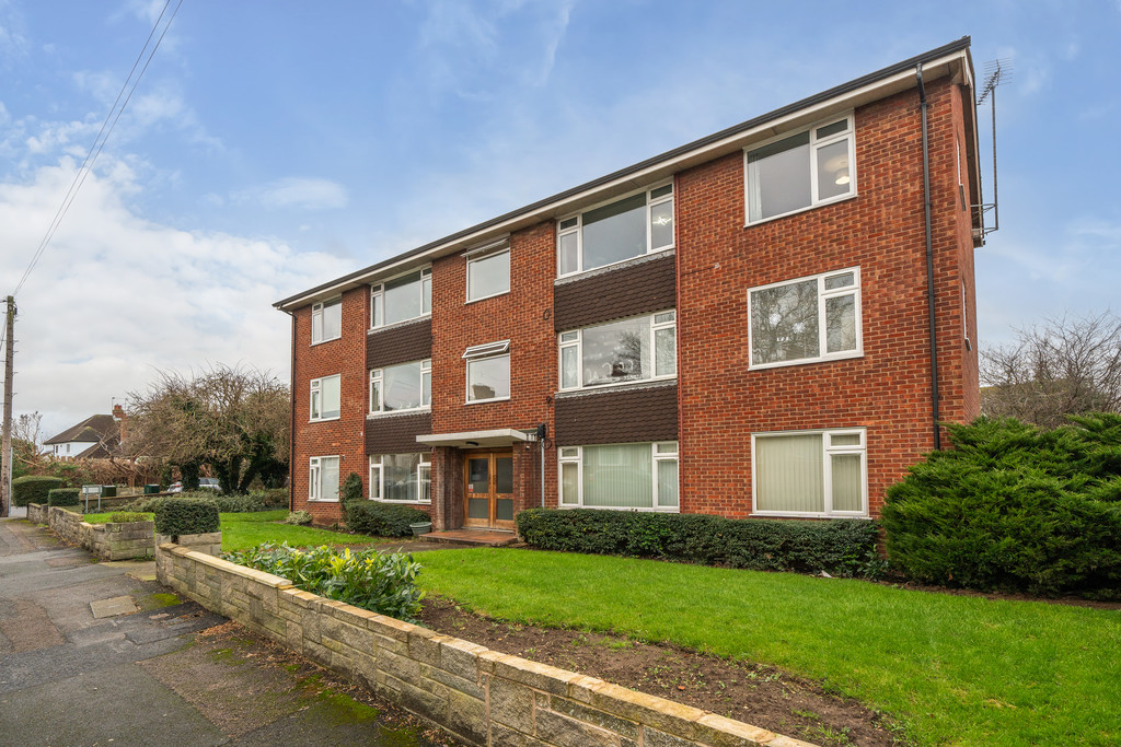 2 bed flat for sale in Sterling Court, Cheltenham, GL51