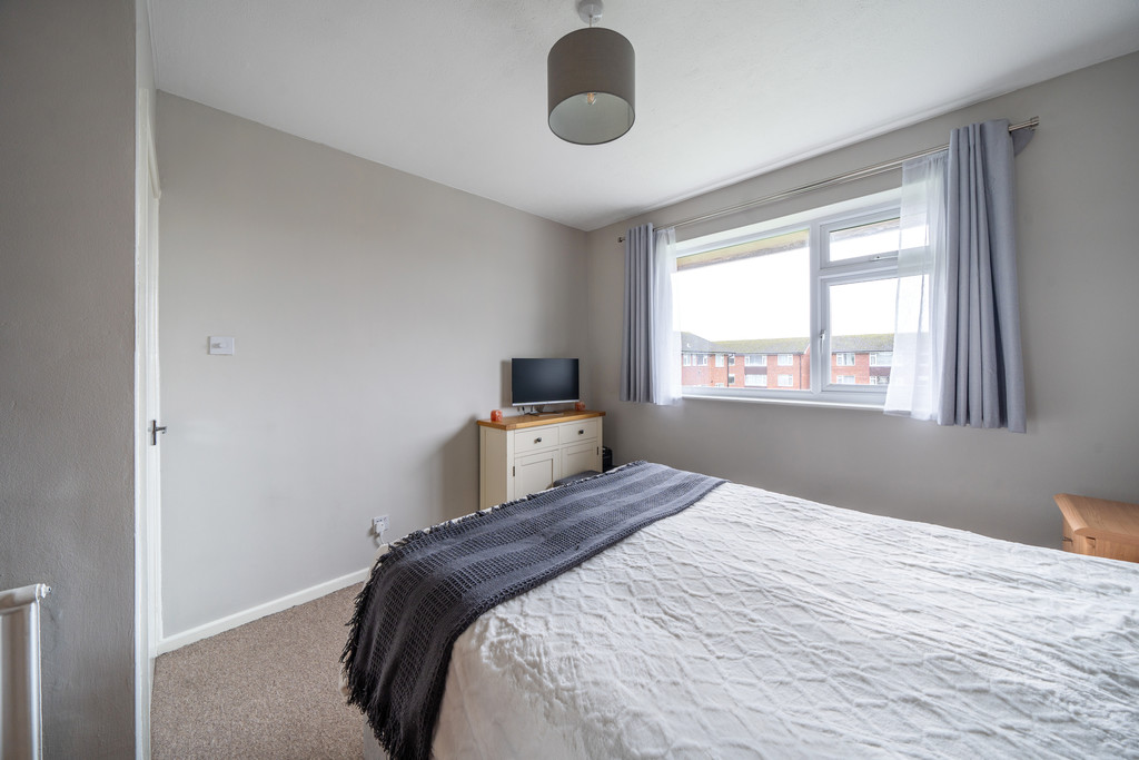 2 bed flat for sale in Sterling Court, Cheltenham  - Property Image 7