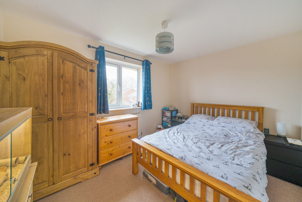 2 bed end of terrace house for sale in Raleigh Close, Gloucester  - Property Image 5