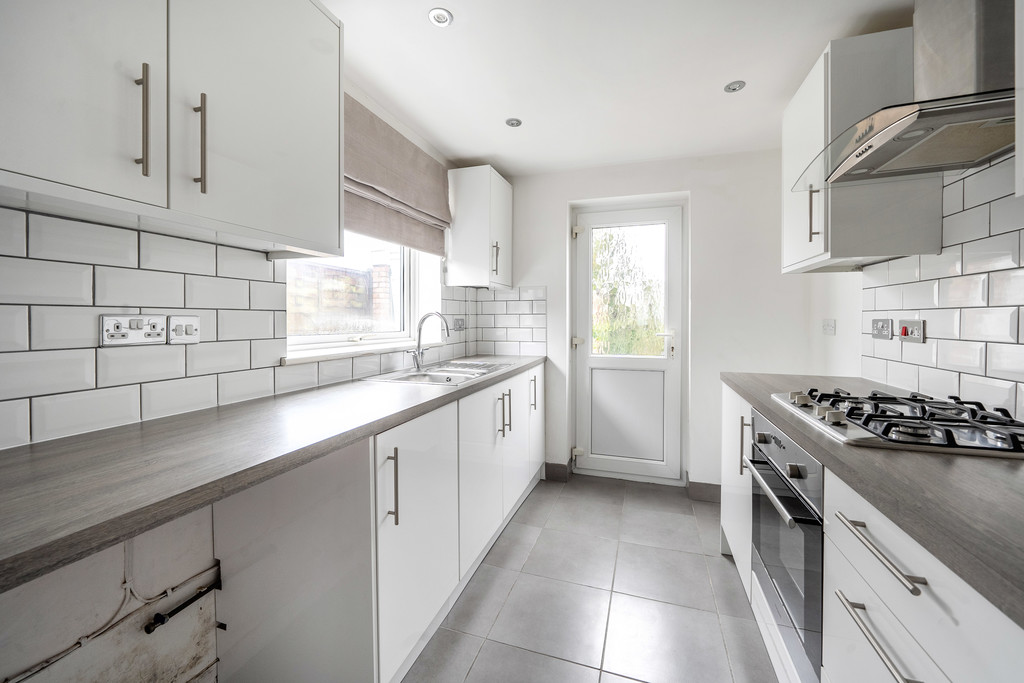 3 bed semi-detached house for sale in Nettleton Road, Cheltenham  - Property Image 2