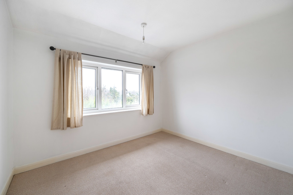 3 bed semi-detached house for sale in Nettleton Road, Cheltenham  - Property Image 9