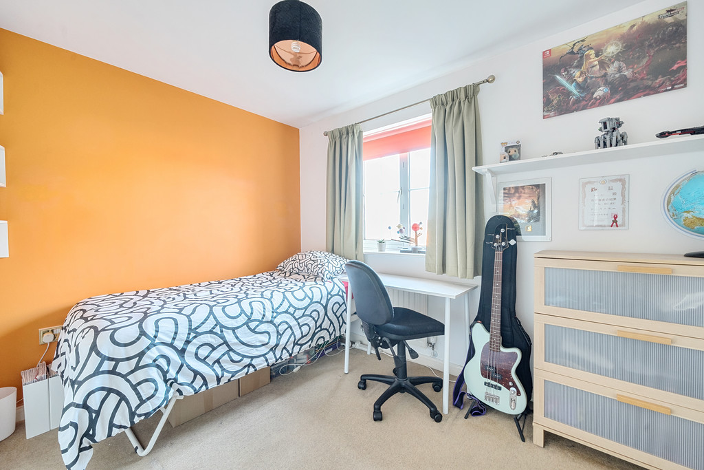 5 bed semi-detached house for sale in Snowdonia Road, Tewkesbury  - Property Image 12