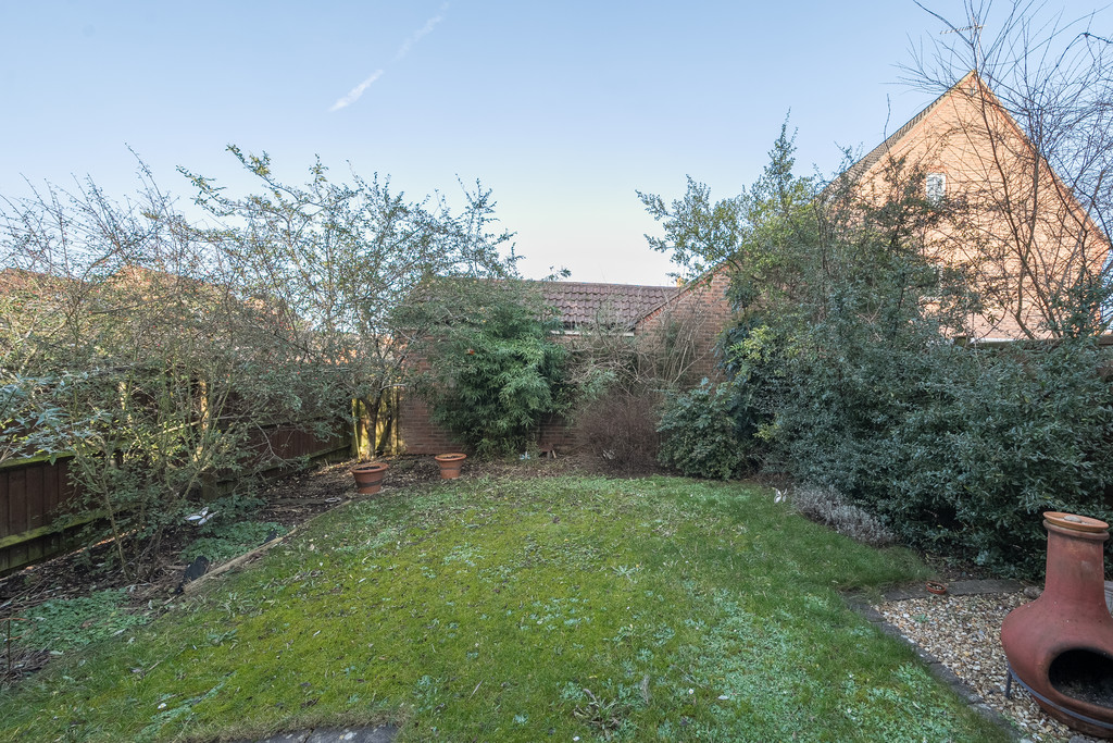 5 bed semi-detached house for sale in Snowdonia Road, Tewkesbury  - Property Image 16