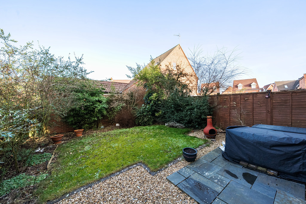5 bed semi-detached house for sale in Snowdonia Road, Tewkesbury  - Property Image 17