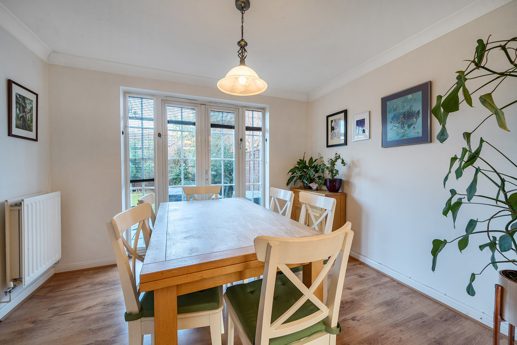 5 bed semi-detached house for sale in Snowdonia Road, Tewkesbury  - Property Image 4